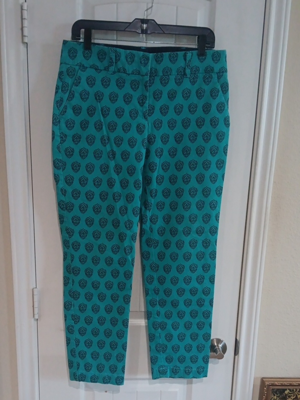 Talbots The Daily Ankle Pants Blue Teal Floral Medallion Stretch Size 6
